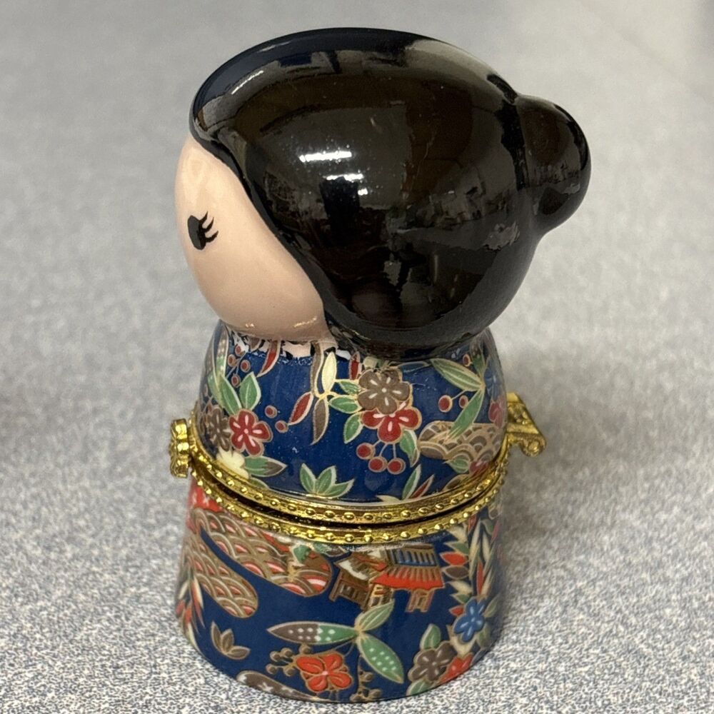 Vintage Trinket Box Asian Girls Japanese Doll Porcelain Hinged Kimono Design - Picture 8 of 9